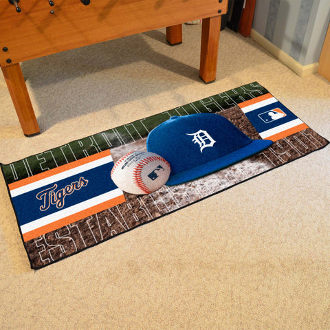 MLB - Detroit Tigers Baseball Runner