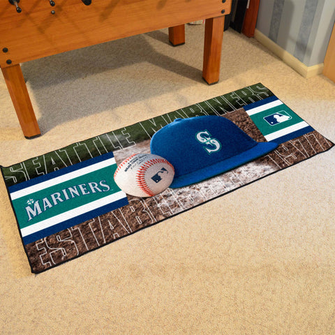 MLB - Seattle Mariners Baseball Runner