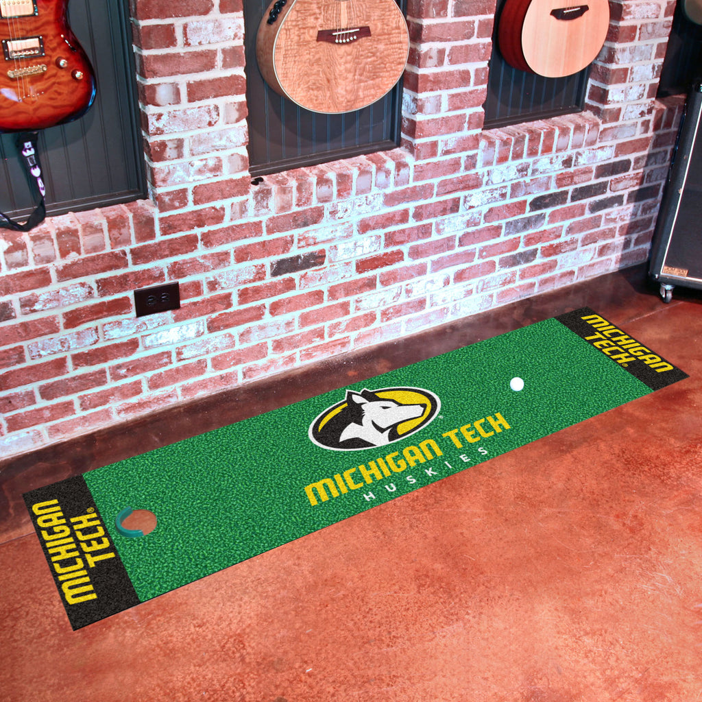 Michigan Tech University Putting Green Mat